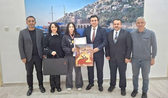 Alanyalı Melek Altındağ, il birincisi oldu