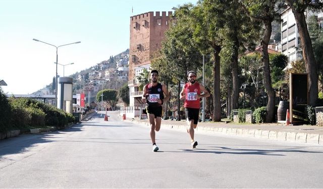 Alanya Ata’sı için koşuyor: 7’den 70’e herkes parkura davetli