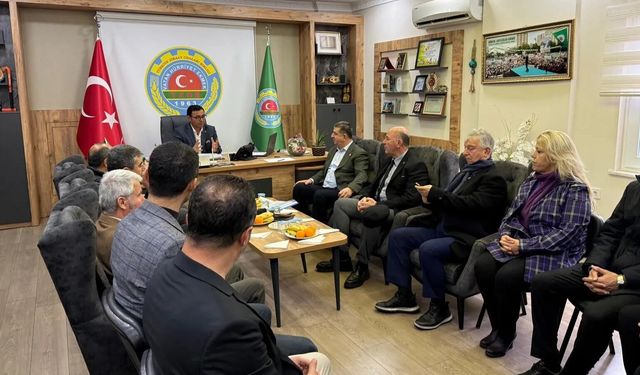 Alanya tarımında çifte alarm: Hem üretici hem toprak can çekişiyor!