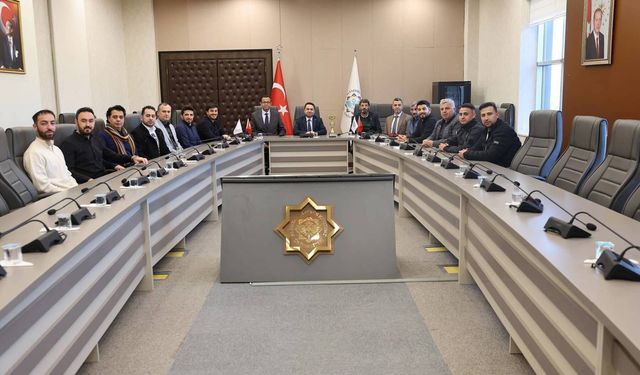 ALKÜ’de kupayı Rektör Türkdoğan takdim etti