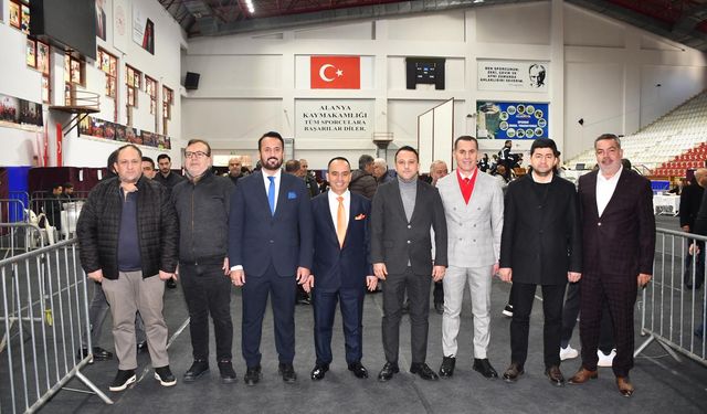 Alanya esnafı yeni başkanını seçiyor: İşte Özdemir, Şimşek ve Nizam’ın listeleri!