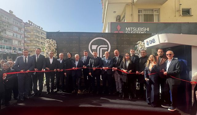 Tekinoğlu Kuyumculuk, yeni adresinde görkemli açılışla hizmete girdi