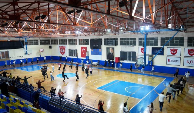 Zeybek Kursları’nda 4. dönem tamamlandı