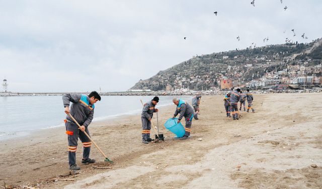 Alanya Belediyesi’nden yoğun temizlik mesaisi