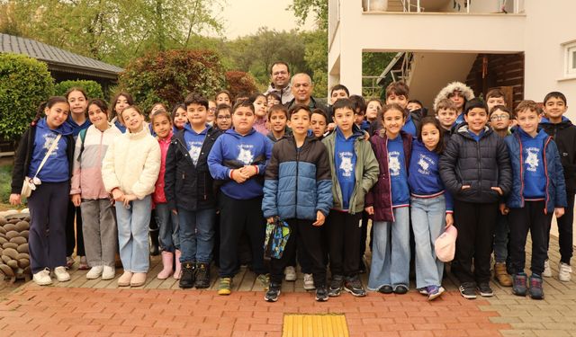 Miniklere doğa ve sanatla iç içe eğitim