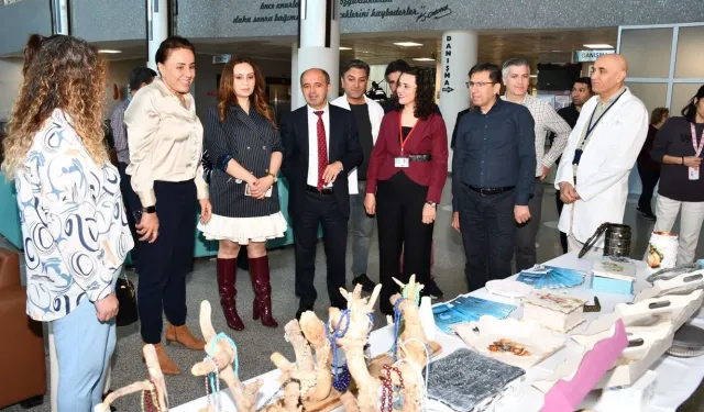 Alanya’da ruhun iyileşme yolculuğu: Tuvalden hayata renkli dokunuşlar