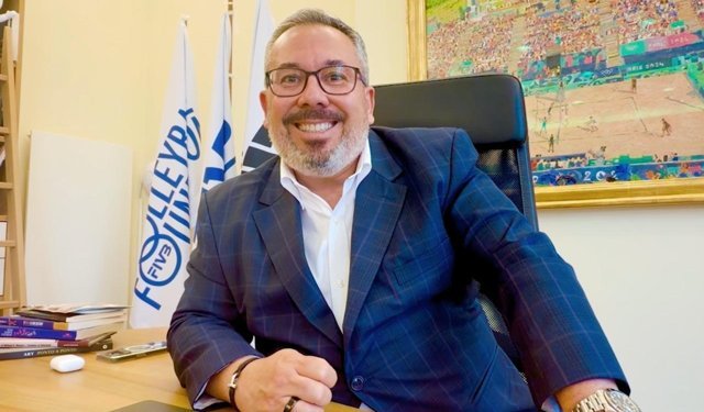 Dünya voleybolunun patronundan Alanya'ya tam not!