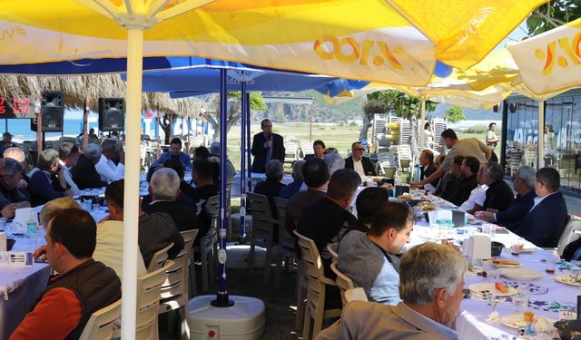 Belediye Başkanı Yılmaz, muhtarlarla bir araya geldi