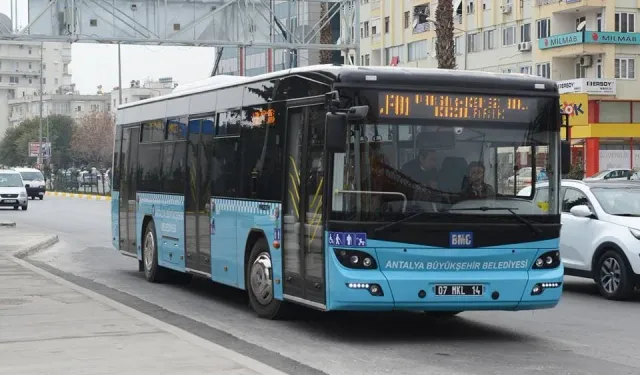 Antalya’da bayram: Ücretsiz ulaşım ve hizmetlerle tam hazırlık