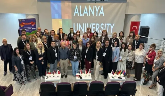 Alanya’da dünya zirvesi: 11 ülkeden dev katılım