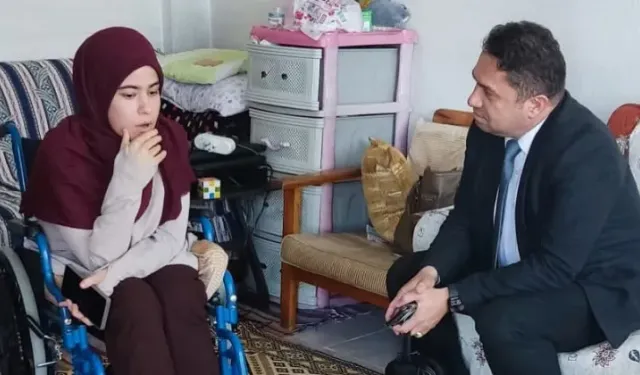 Rektör Türkdoğan’dan alkışlanan hareket: Zerrin’in azmine tam destek