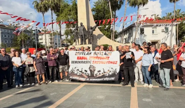 Alanya’da 'mutlak butlan' kararı protesto edildi