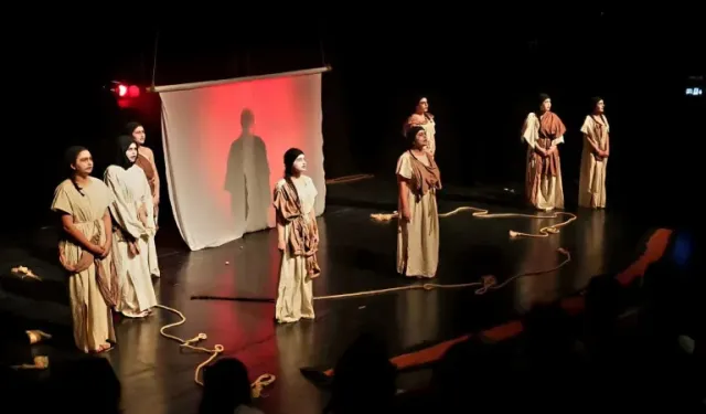 Alanya'da antik rüzgar: Medea performansı ayakta alkışlandı