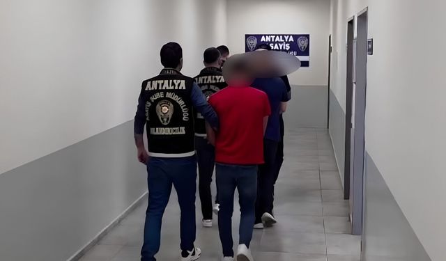 Antalya'da seramik vurgunu: 4 kişi tutuklandı