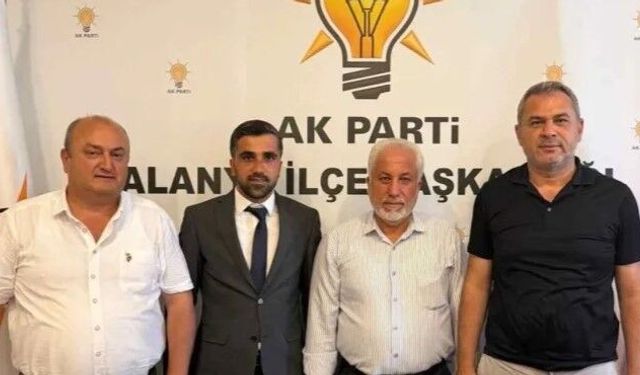 Mahmutlar’da AK Parti’de bayrak değişimi