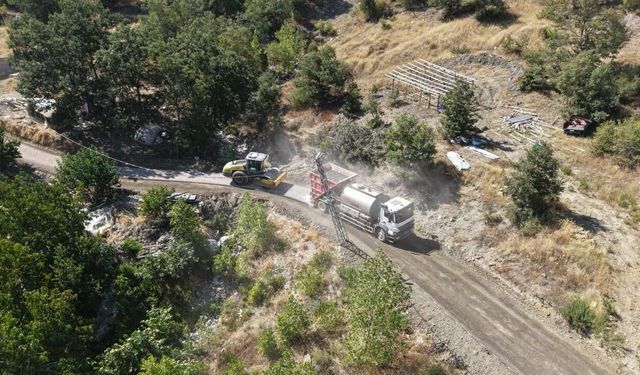 Yeşilöz Mahallesi’ne 5 kilometrelik asfalt konforu