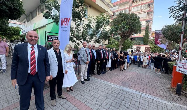 Alanya'da Yeni Parti rüzgarı: Yeni hizmet binası coşkuyla kapılarını açtı
