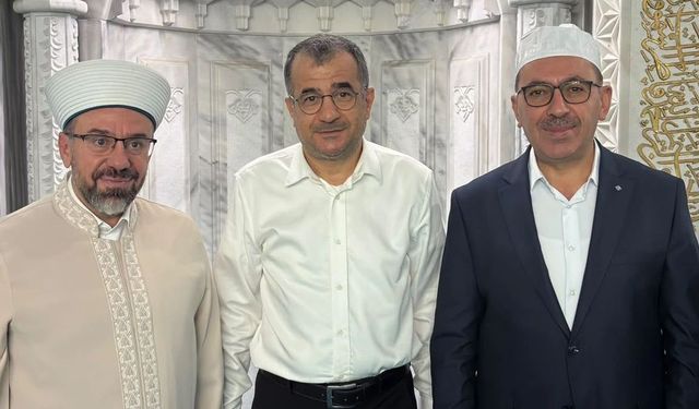 Konya Müftüsü Alanya’da cemaatle saf tuttu