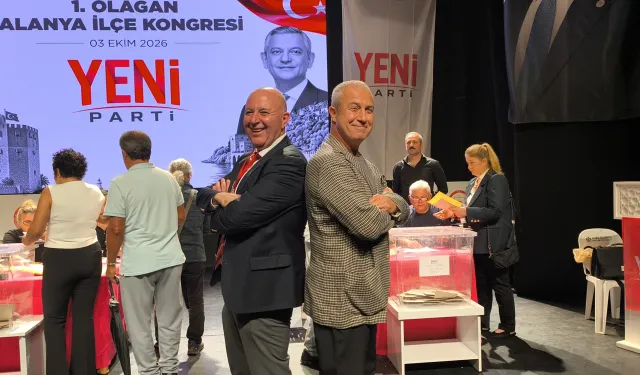 Rozetler takıldı: "Yerel yönetimi aldık, sıra iktidarda"