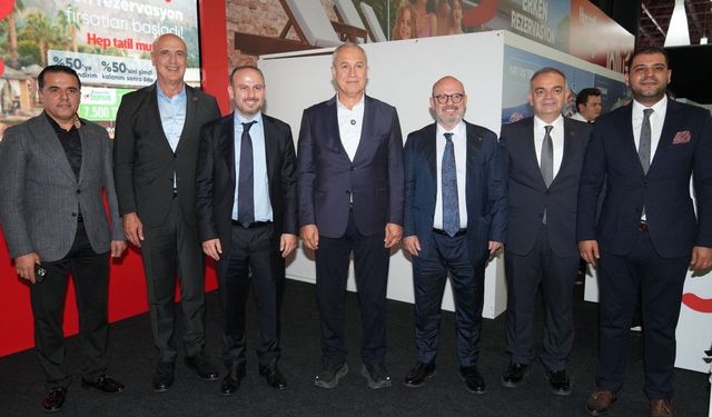 Turizm fuarı başladı: Alanya standında yeni sezon görüşmeleri