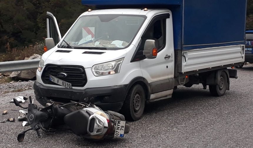 Alanya’da motosiklet sürücüsü asfaltta sürüklendi