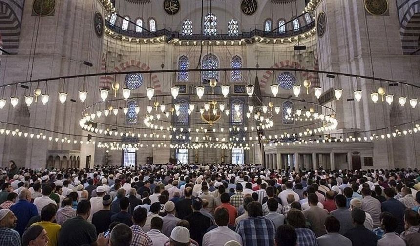 Alanya'da bayram namazı saat kaçta kılınacak?