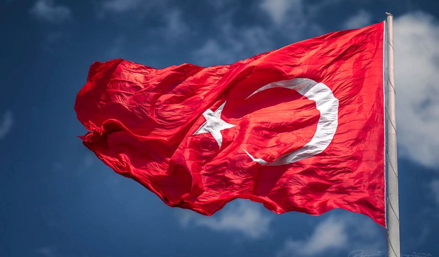 Antalya'da "Milliyet Farkı" skandalı devam ediyor