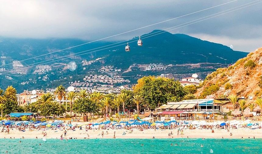 Sahillerde yeni dönem: Alanya’da dumansız plajlar yolda mı?