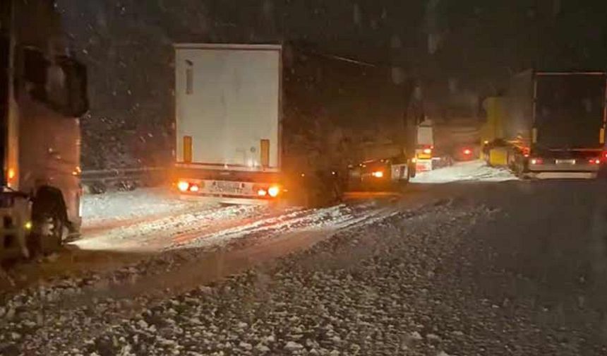 İlk kapanma geldi! Alanya-Konya yolu trafiğe kapandı