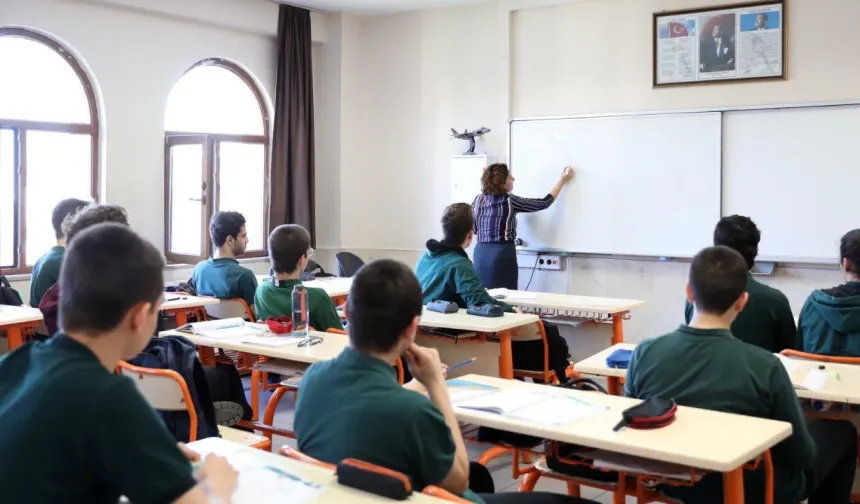 Alanya'da üniversite doluluğu ve KYK yurtları gündemde