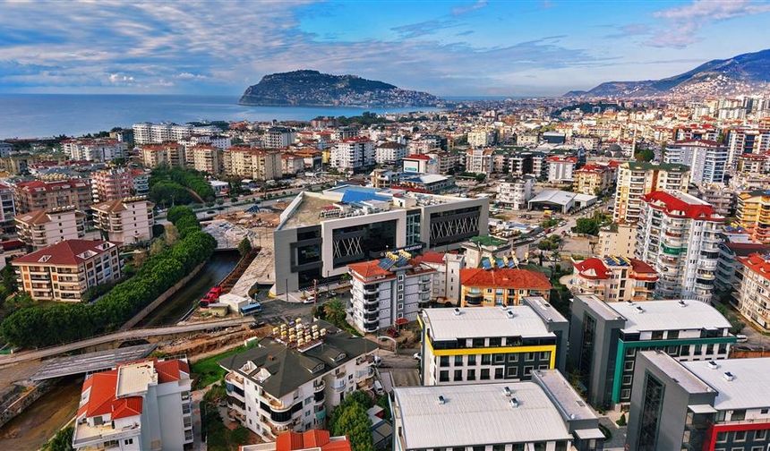 SGK borcu eski yönetime, ücret eleştirisi yasalara bağlandı