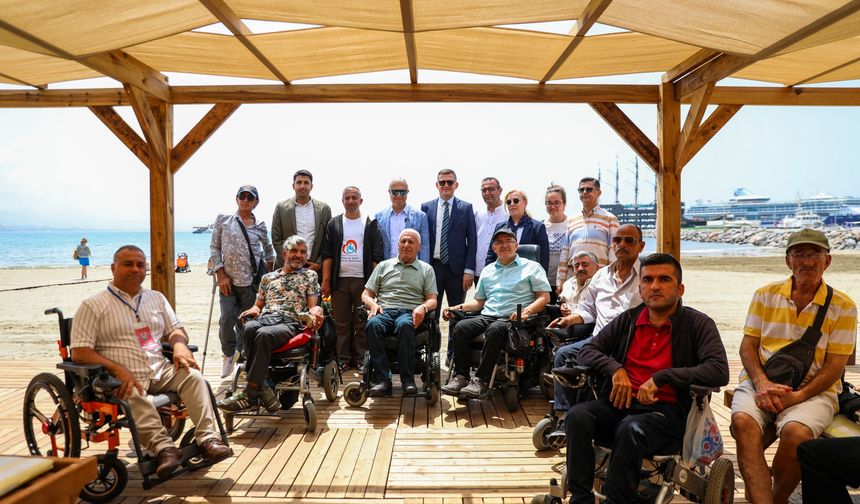 Alanya’da engelsiz halk plajı hizmete açıldı