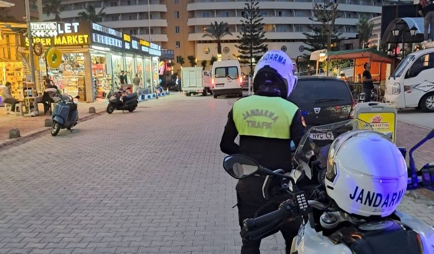 Alanya’da çok sayıda sürücü ceza yedi