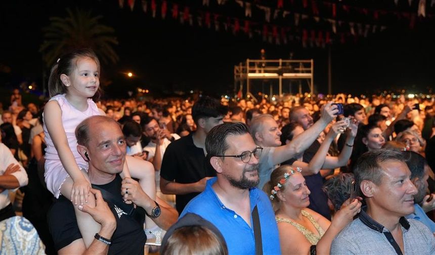 Alanya’da kültür, sanat ve komşuluk rüzgarı esti