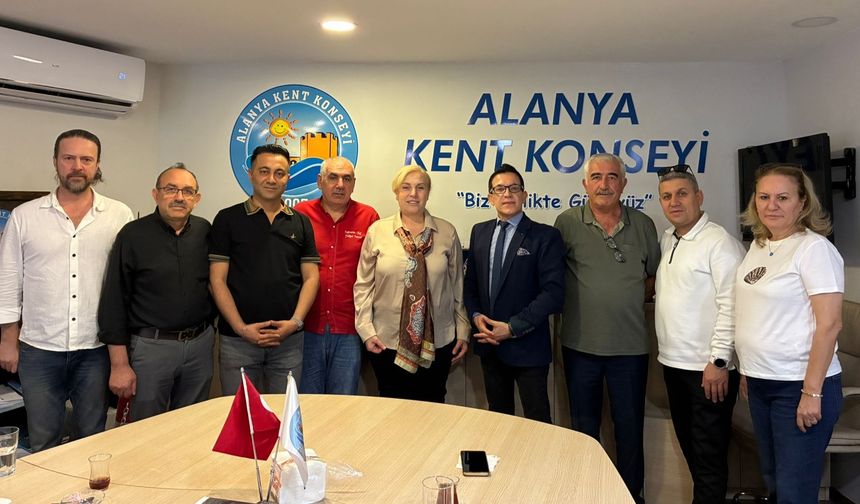 Sorunlar konuşuldu: "Turizmin belkemiği emekçilerdir"