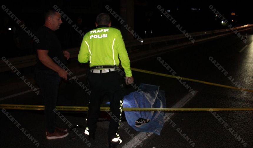 Alanya’da korkunç kaza! Öğrenci yaşamını yitirdi, üstünden otobüs…