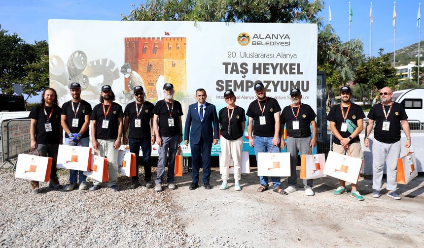 Sanatın kalbi Alanya'da atıyor: 10 sanatçı taşları şekillendirecek