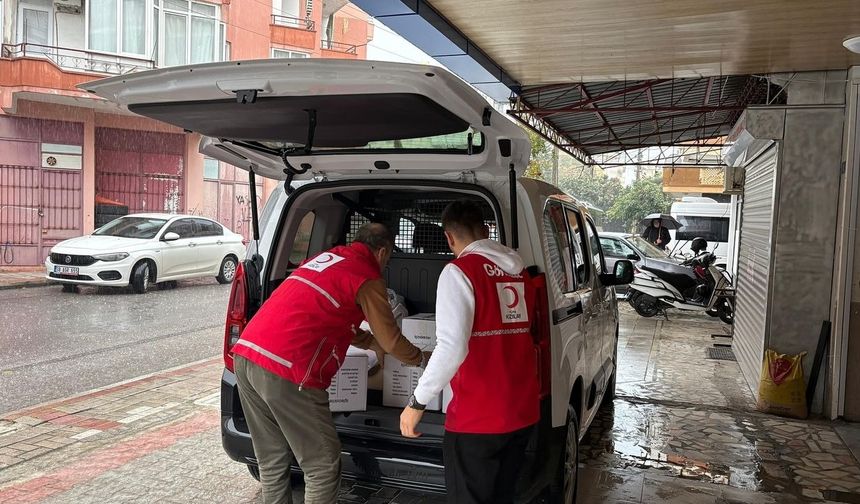 Alanya'da koli koli taşıdılar: Uzatmadıkları el kalmadı