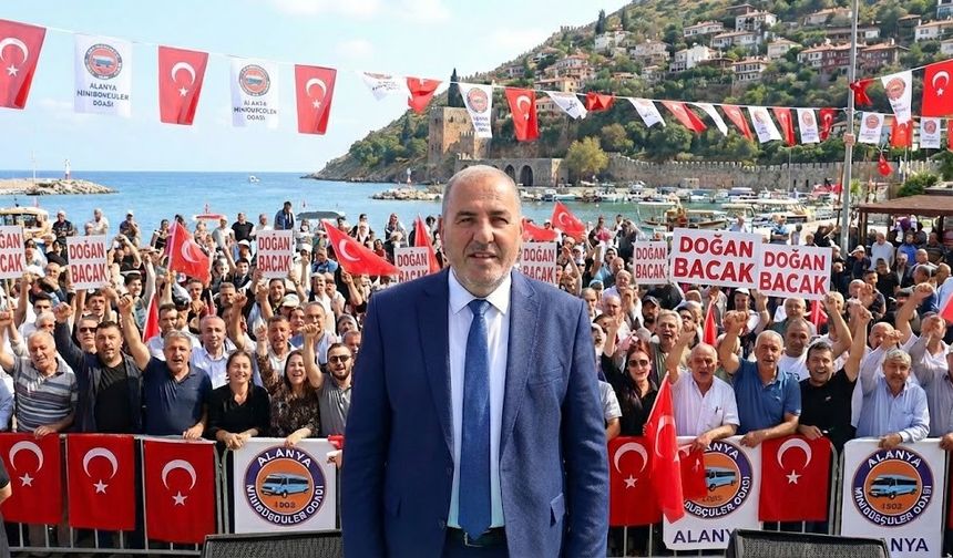 Alanya Minibüsçüler esnafı sandığa gidiyor! Doğan Bacak’tan sert çıkış: “Önce sözünü tut, sonra oy iste”