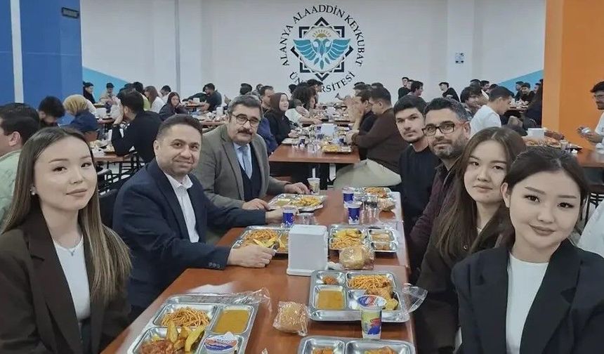 ALKÜ ve Müftülük el ele verdi: Gençler Alanya’da yalnız kalmadı