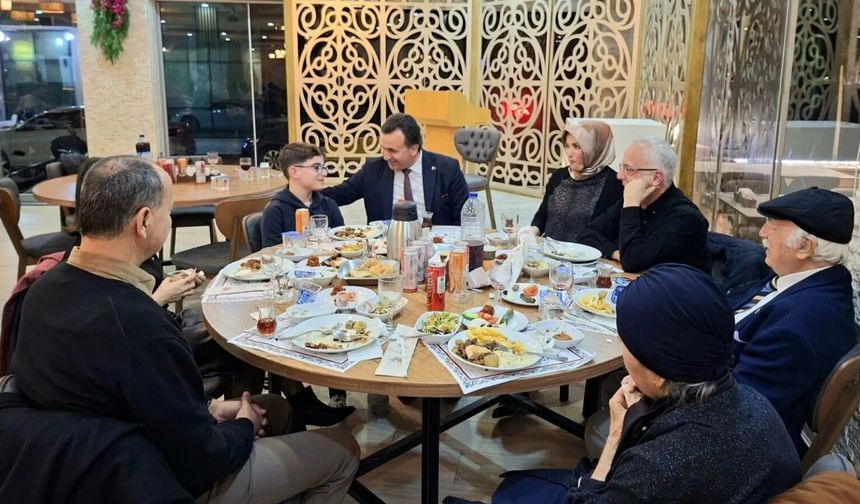 Şehit yakınları ve gaziler, iftar sofrasında buluştu