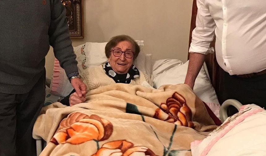 Alanya'nın acı kaybı: Gülşahver Azakoğlu vefat etti