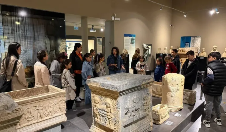 Alanya’nın minik kaşifleri kaymakam ile buluştu