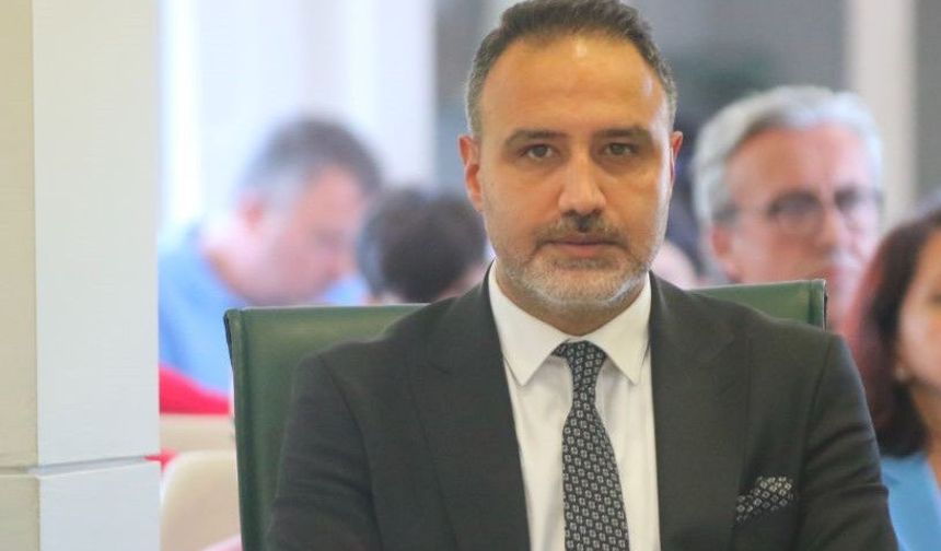 Atatürk Caddesi’nde sınıfta mı kaldılar? AK Partili Işık’tan sert uyarı