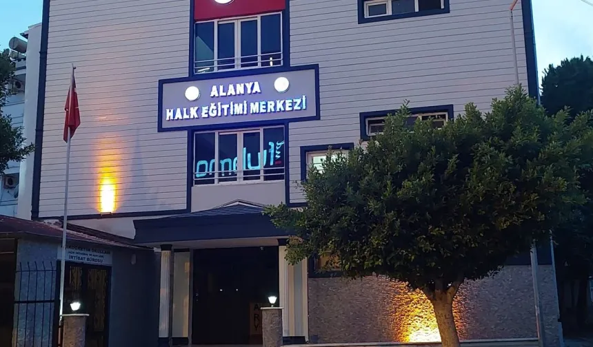 Alanya’nın kadınlarına Avrupa’da dijital dokunuş