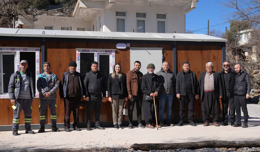 Alanya Belediyesi’nden Hüseyin Amca’ya konteyner ev