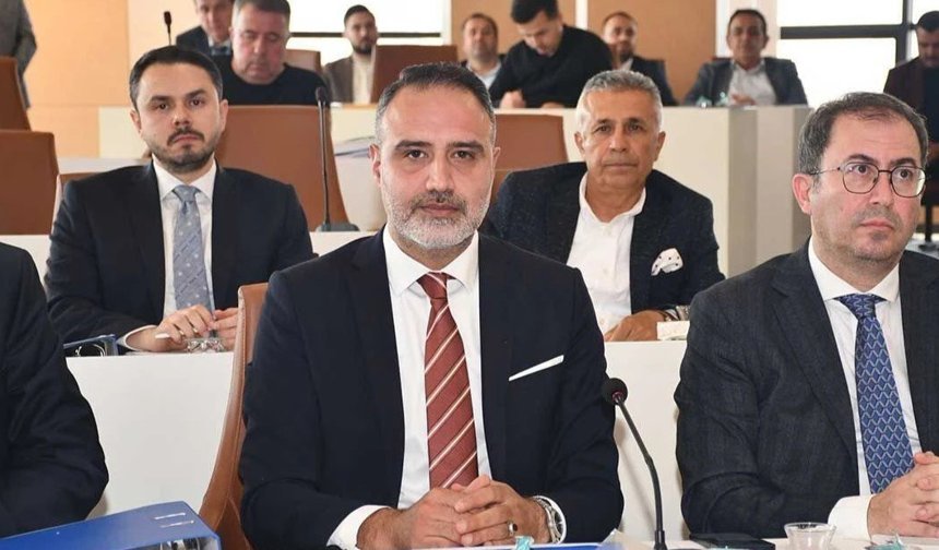 Alanya sadece Atatürk Caddesi mi? Mecliste "Yama" tepkisi