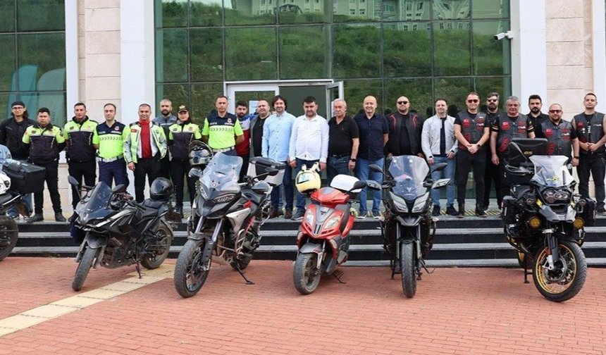 ALKÜ’de kasklar güvenli gelecek için takıldı