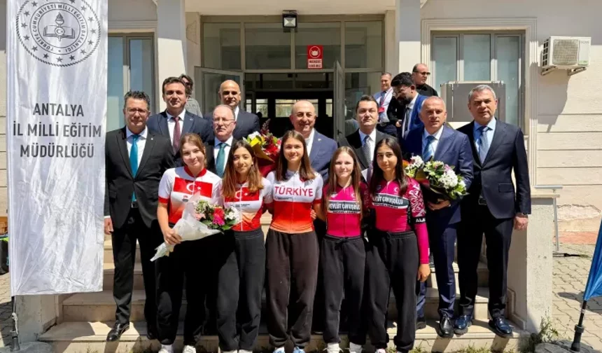 Alanya'nın genç yıldızlarına büyük destek