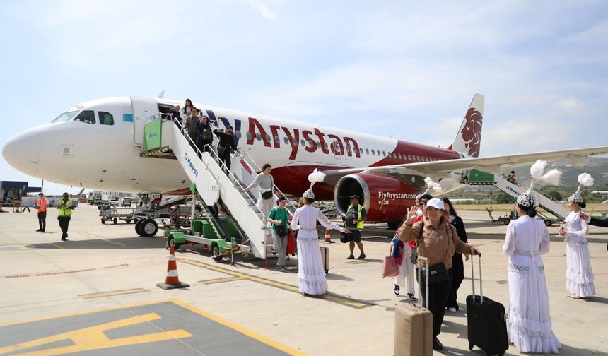 Alanya’ya Orta Asya pazarından yeni uçuşlar başladı